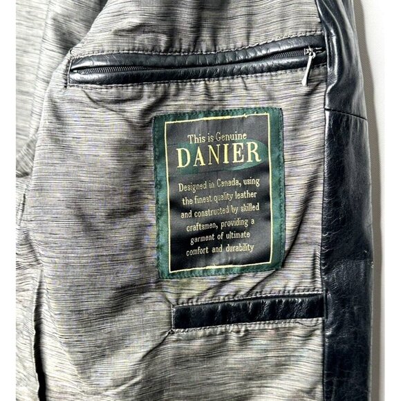 Danier Mens Genuine Leather Jacket VTG 90s Full Zip Buckle Cuffs Black Medium - Picture 10 of 16